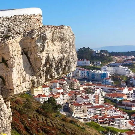 Cosy House In With Sea View * Nazaré